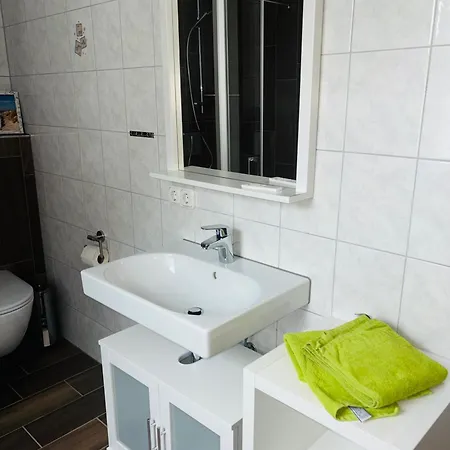 Ruhige In Der Rhoener *