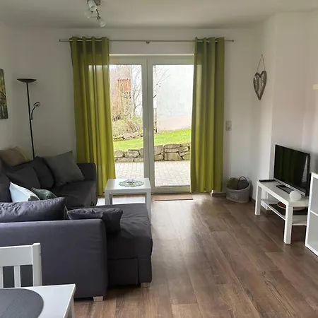 Ruhige In Der Rhoener Apartment